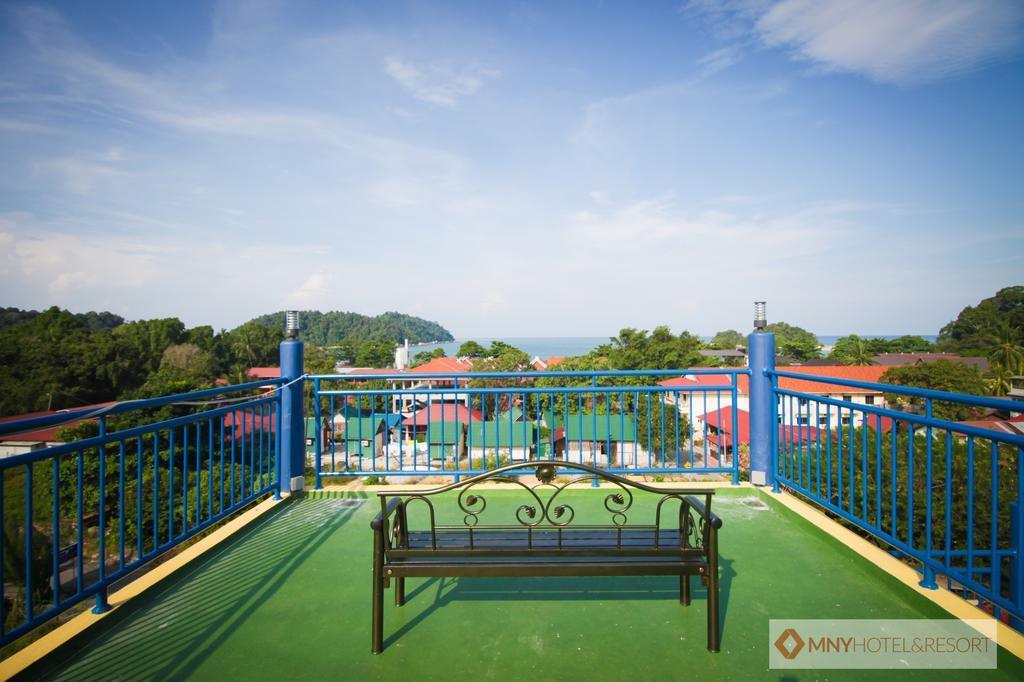 MNY Hotel&Resort Kampung Teluk Nipah Exterior foto