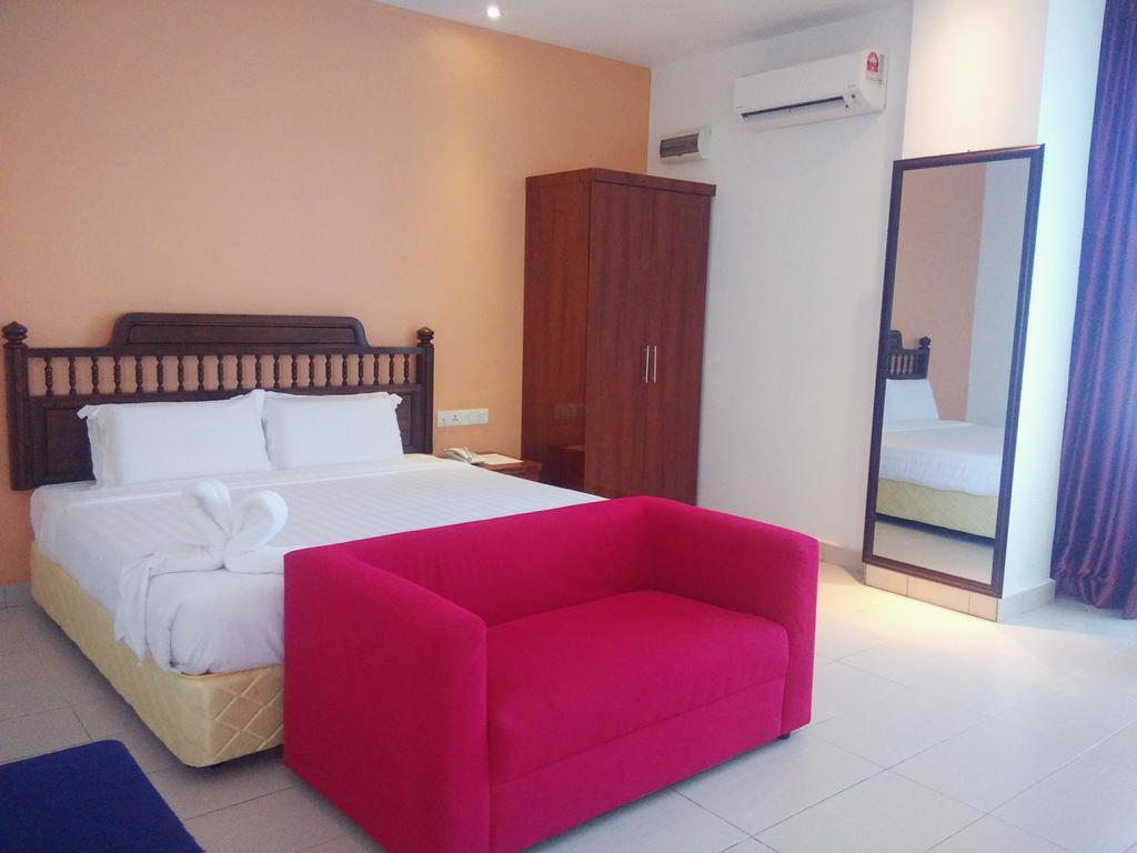 MNY Hotel&Resort Kampung Teluk Nipah Exterior foto
